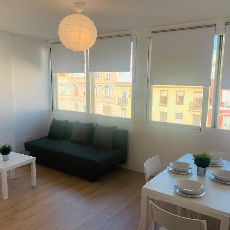 Ferienwohnung Pisos Con Piscina Barrio Exclusivo-Wizinkcenter Alquiler Temporada Madrid Exterior foto