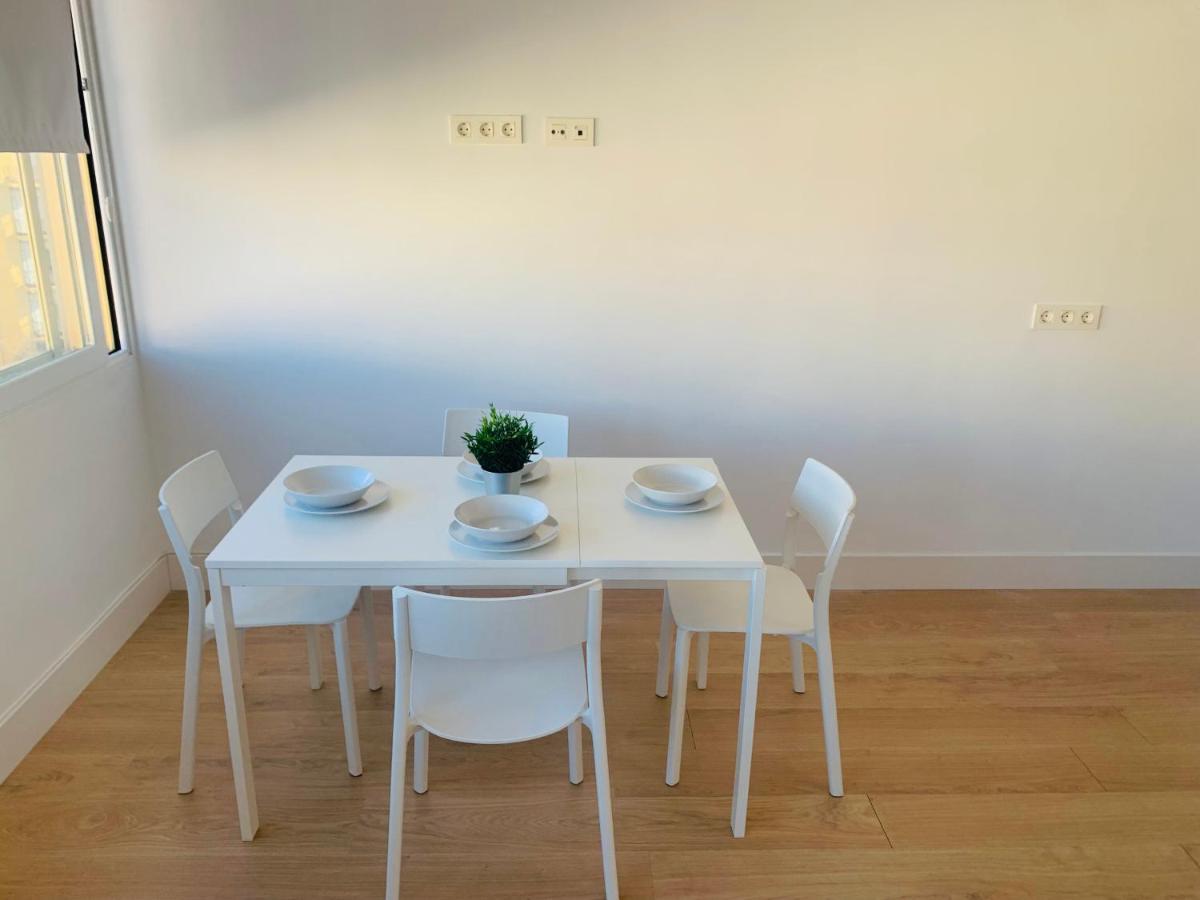 Ferienwohnung Pisos Con Piscina Barrio Exclusivo-Wizinkcenter Alquiler Temporada Madrid Exterior foto