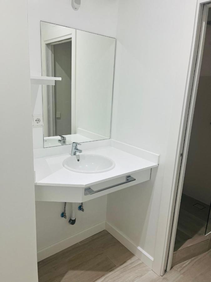 Ferienwohnung Pisos Con Piscina Barrio Exclusivo-Wizinkcenter Alquiler Temporada Madrid Exterior foto