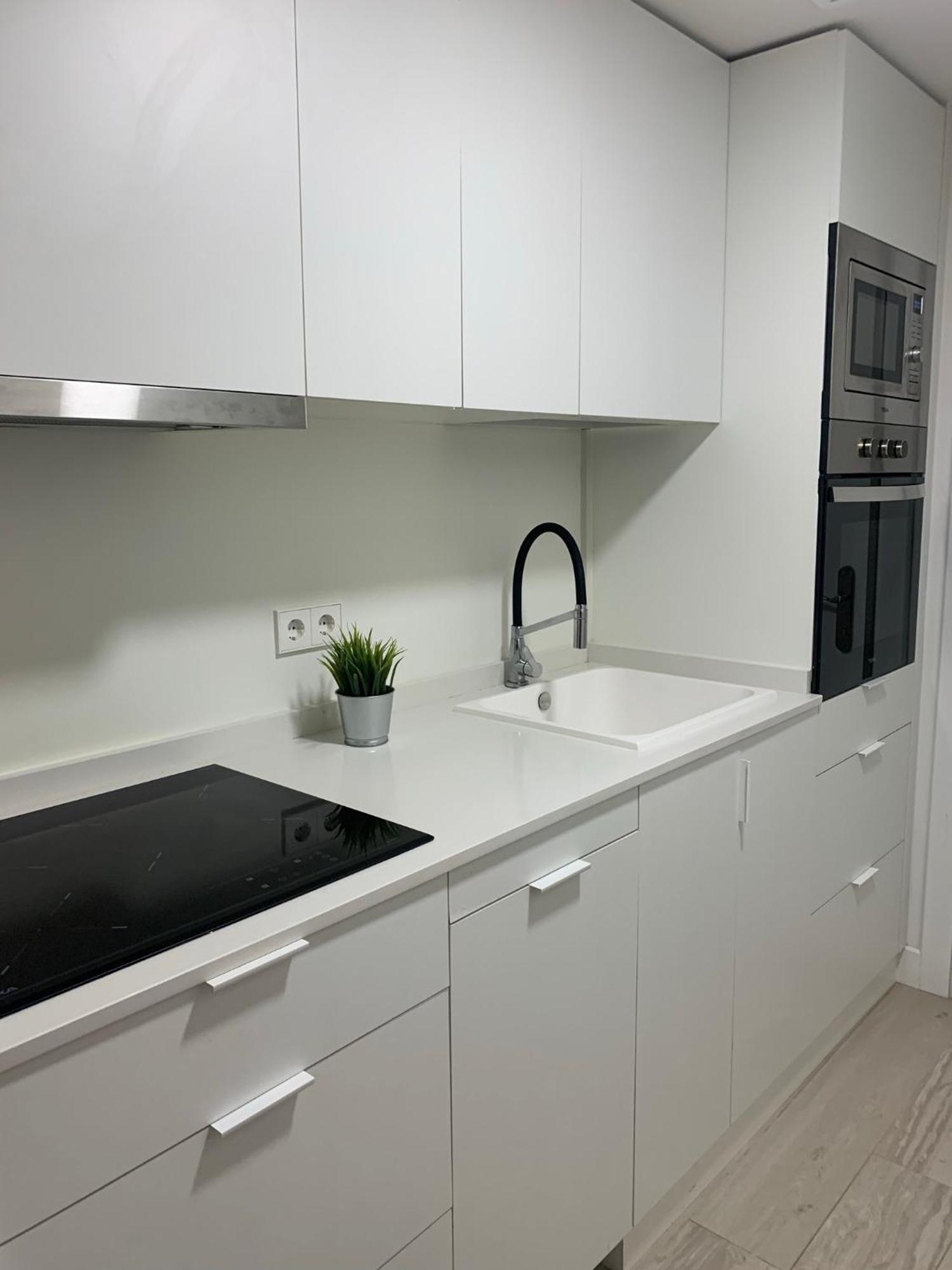 Ferienwohnung Pisos Con Piscina Barrio Exclusivo-Wizinkcenter Alquiler Temporada Madrid Exterior foto