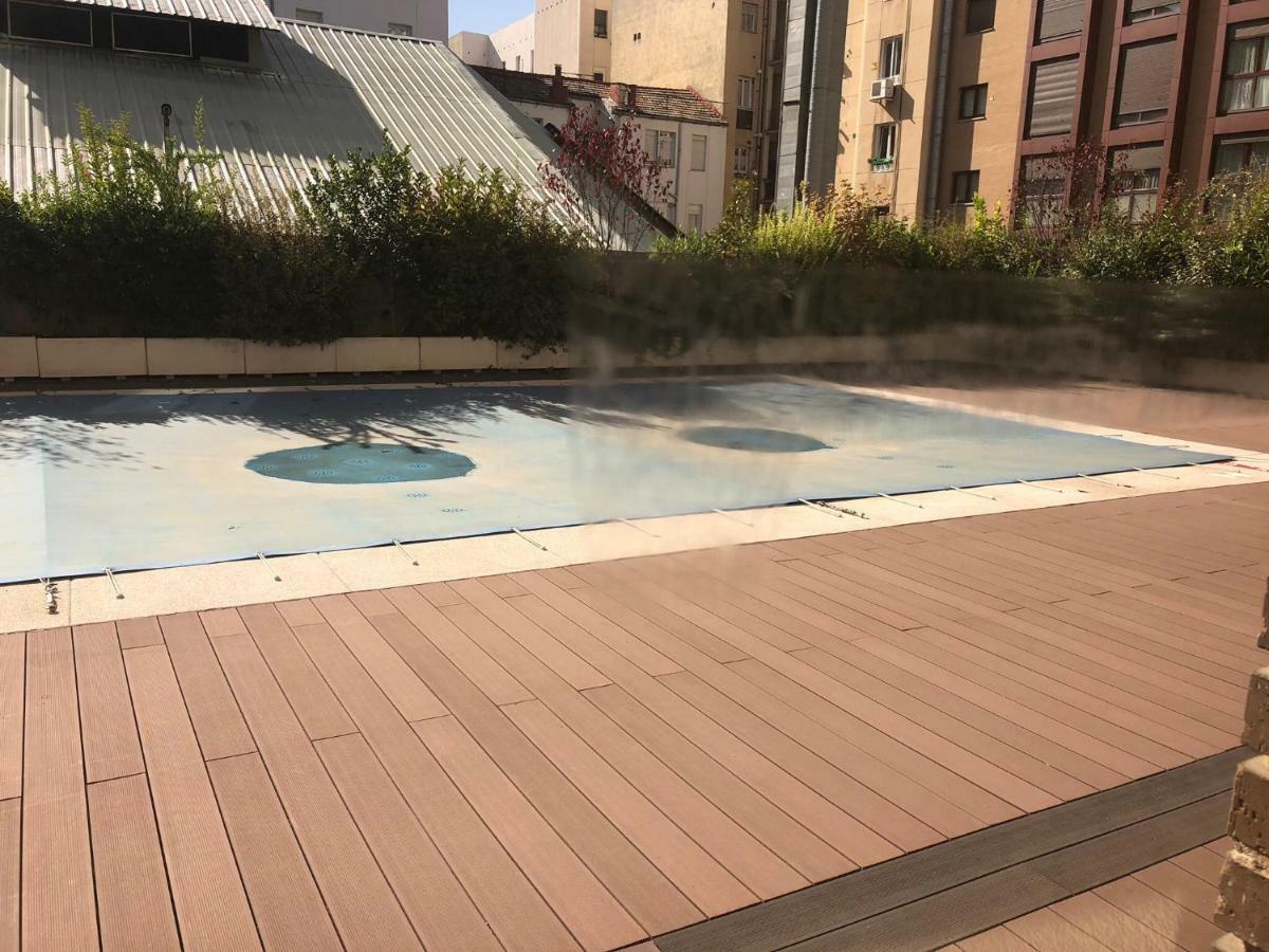 Ferienwohnung Pisos Con Piscina Barrio Exclusivo-Wizinkcenter Alquiler Temporada Madrid Exterior foto